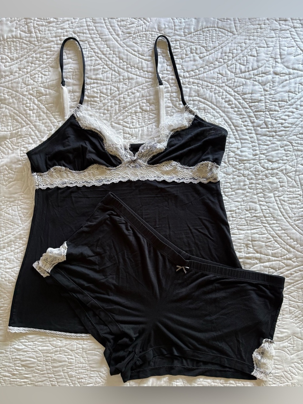 Victoria’s Secret Black Lace Cami & Shorts Pajama Set L